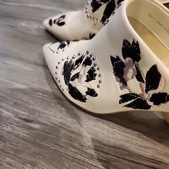 Dolce Vita Women's Off White Asia Beaded Heel Mules Shoes Size 7 - Picture 9 of 12